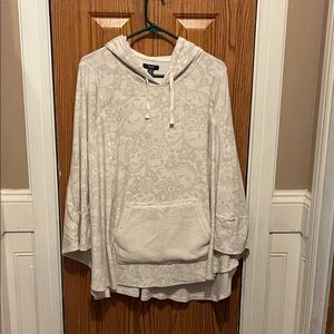 Simply Vera Vera Wang Cream Hooded Poncho